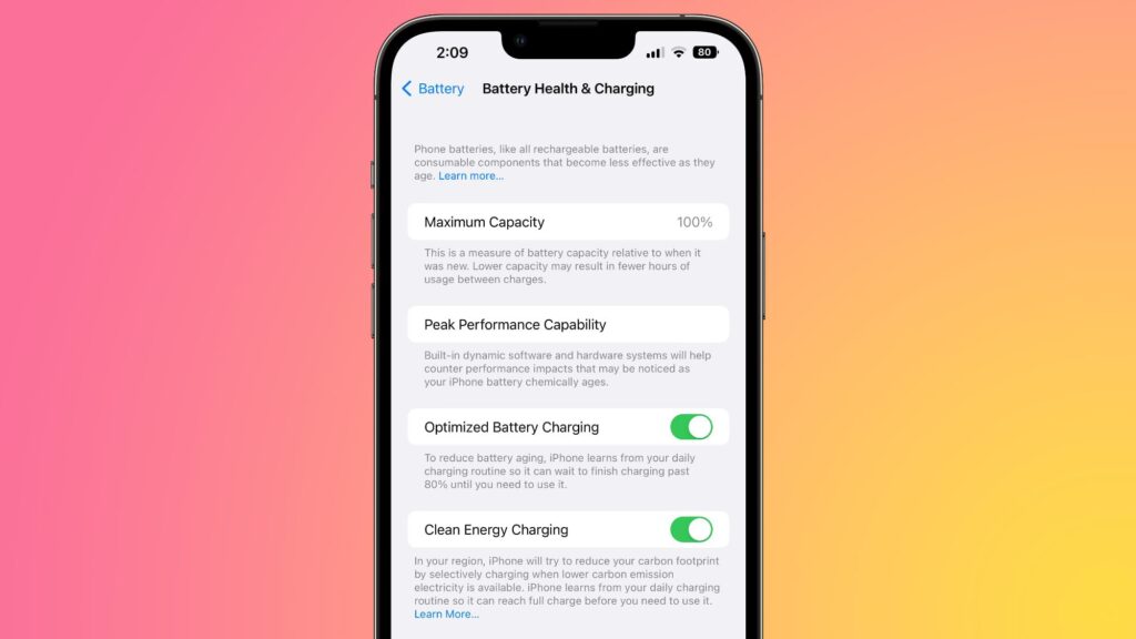 HOT  Apple chia sẻ thêm chi tiết về tính năng sạc năng lượng sạch của iOS 16.1